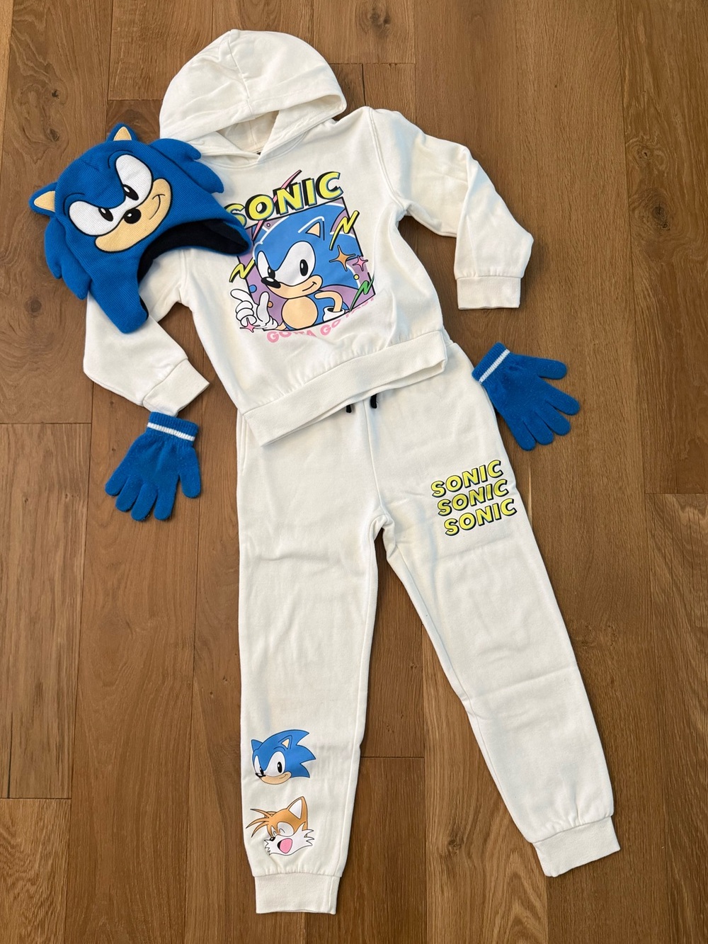 Sonic the hedgehog sweatshirt set